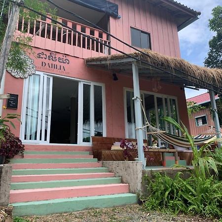 Dahlia Guesthouse Ронгсанлем Экстерьер фото