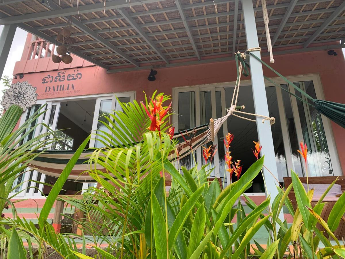 Dahlia Guesthouse Ронгсанлем Экстерьер фото